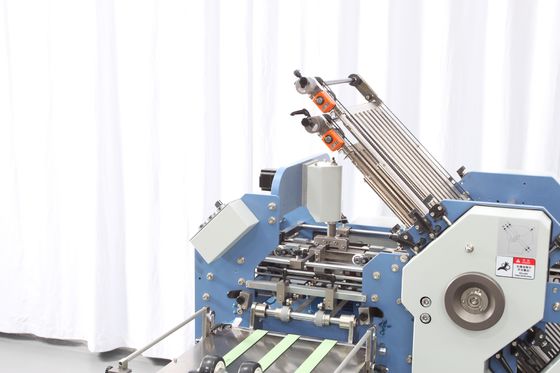 Hoge snelheidsdocument A4 die Machine met Max Speed 180m/Min vouwen