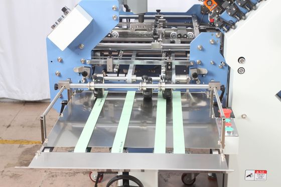 Dwars de Omslagmachine van het Vouwenmes Automatisch met 6 Gespplaat