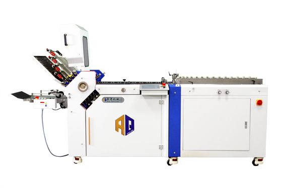 Aardzuigmachine voor het vouwen van A4-platen voor het vouwen van verschillende drukproducten