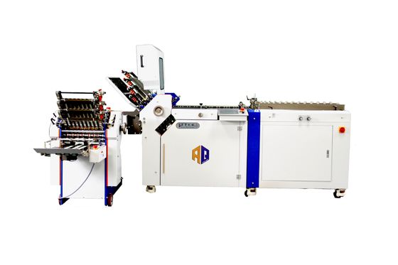 Automatische kruisvouwblaadjes papiervoeder vouwmachine luchtzuigvouwmachine