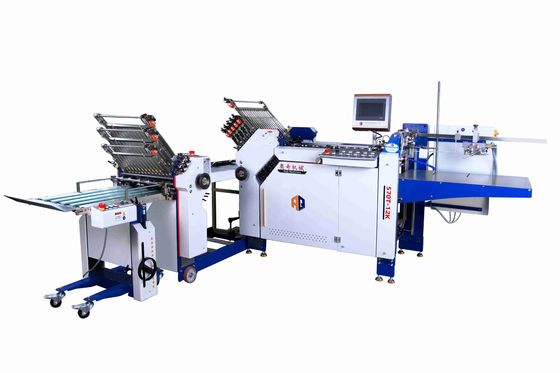 Breedte 570 mm Grootformaat papier vouwmachine met platte stapelvoeder voor gevouwen boekje